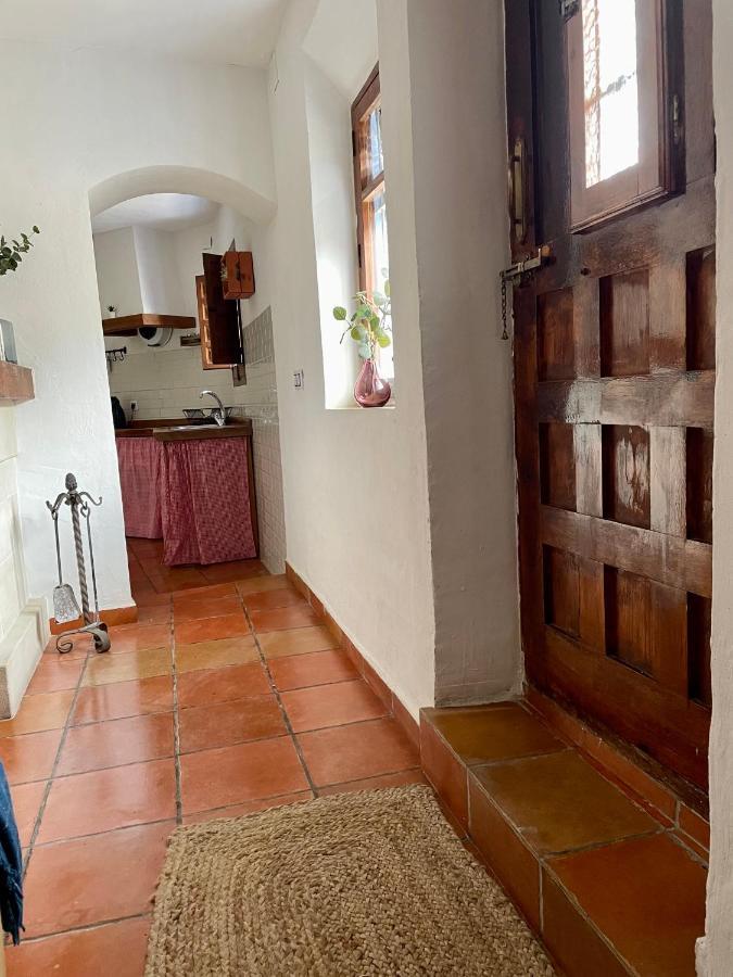 Villa Cueva De La Abuela Maria Alcala del Jucar Exterior foto